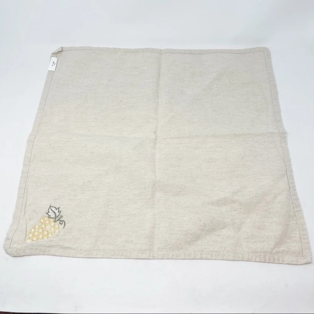 POTTERY BARN Set Of 5 Beige Grape Linen Napkins